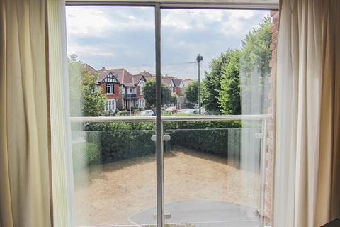 2 bedroom apartment for sale, Clarence Road East, Weston-super-Mare