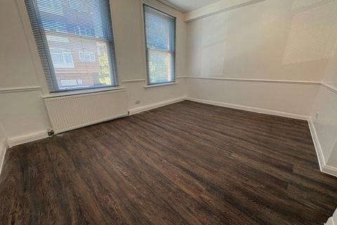 1 bedroom flat to rent, Mill Lane, West Hampstead NW6