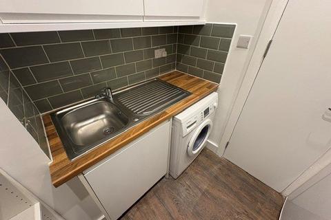 1 bedroom flat to rent, Mill Lane, West Hampstead NW6