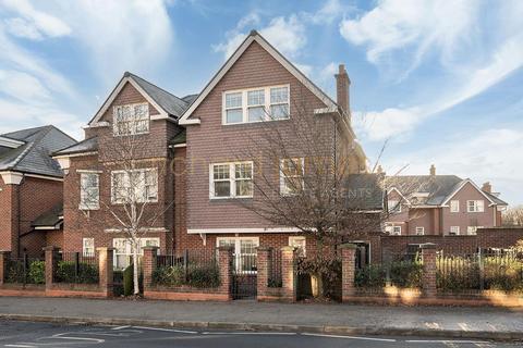4 bedroom house to rent, Bunns Lane, Mill Hill, NW7
