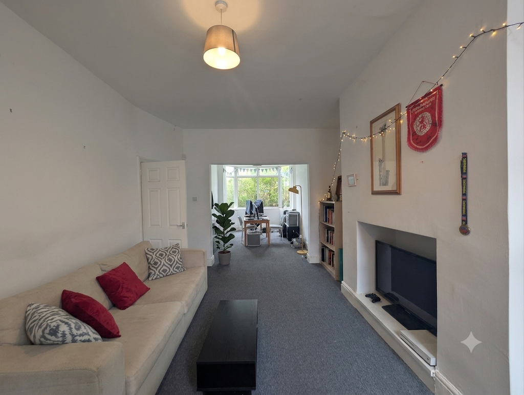 House in Salford, Greater Manchester - View 2