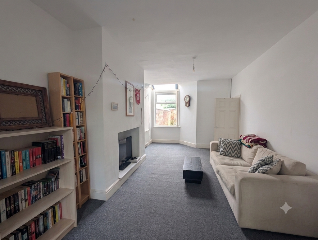 House in Salford, Greater Manchester - View 3
