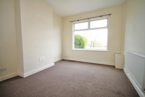 3 bedroom terraced house to rent, Park Street, Grimsby DN32