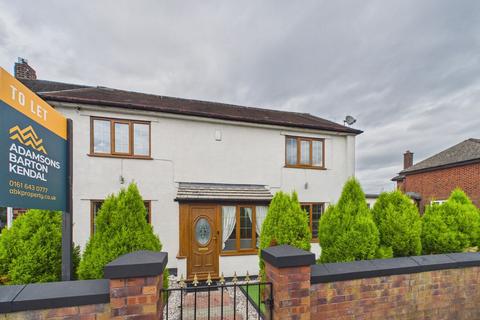5 bedroom end of terrace house to rent, Windermere Road, Manchester, Middleton, M24