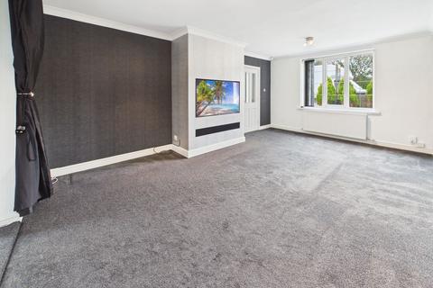 5 bedroom end of terrace house to rent, Windermere Road, Manchester, Middleton, M24