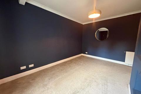 2 bedroom apartment to rent, Memel Street, Springburn