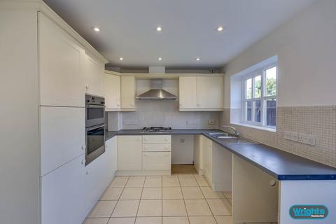3 bedroom terraced house to rent, The Brambles, Trowbridge