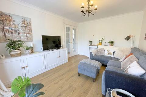 3 bedroom detached house for sale, Heron Way, Kirby Cross, Frinton-on-Sea, CO13