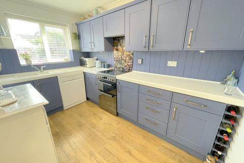 3 bedroom detached house for sale, Heron Way, Kirby Cross, Frinton-on-Sea, CO13
