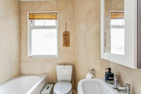 2 bedroom flat for sale, Grange Gardens, SOUTHEND-ON-SEA, Essex, SS1