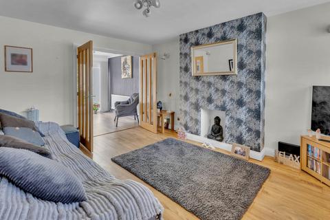 3 bedroom terraced house for sale, Turfland Avenue, Royton