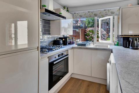 3 bedroom terraced house for sale, Turfland Avenue, Royton