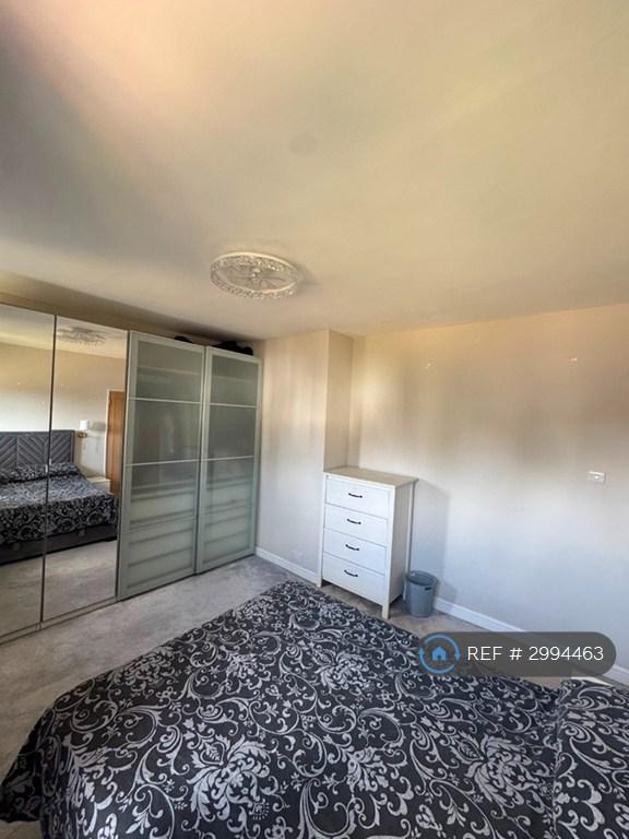 House in London - View 3