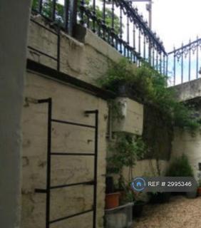 undefined, Queens Crescent, Glasgow, G4