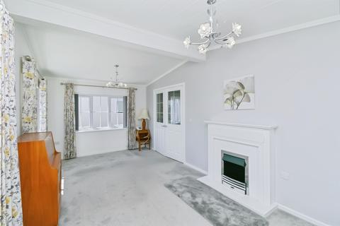 2 bedroom park home for sale, Castleton Road, St. Athan, St Athan