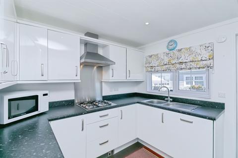 2 bedroom park home for sale, Castleton Road, St. Athan, St Athan