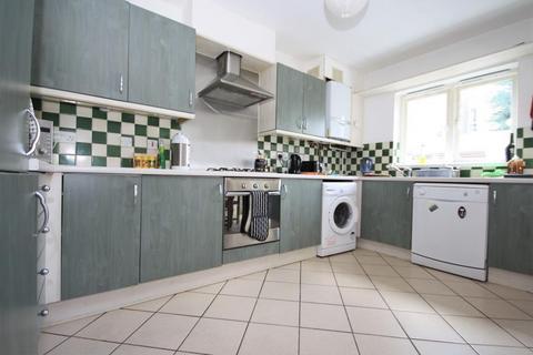 4 bedroom terraced house to rent, Ferry Street, Isle of dogs, London, E14 E14
