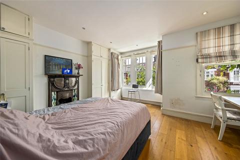 4 bedroom terraced house for sale, Defoe Avenue, Kew, Surrey, TW9