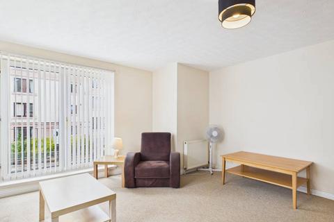 3 bedroom apartment to rent, Sinclair Close, Edinburgh, Midlothian, EH11