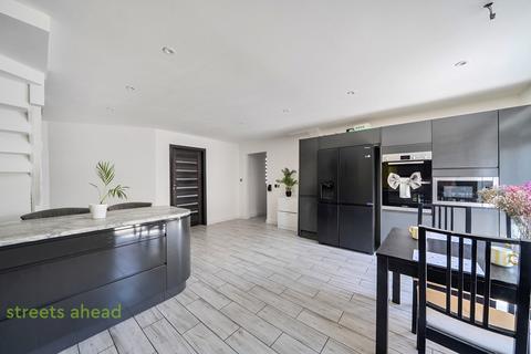 Pampisford Road, Purley, CR8