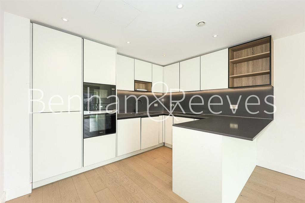 Apartment in London - More