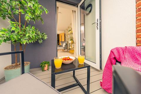 2 bedroom retirement property for sale, Apartment 42 at Walter House Rainsford Road, Chelmsford CM1