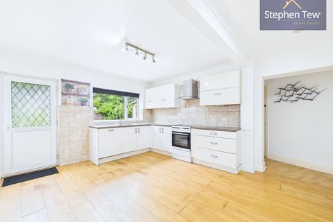 5 bedroom detached house for sale, Albany Close, Poulton-Le-Fylde FY6