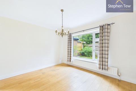 5 bedroom detached house for sale, Albany Close, Poulton-Le-Fylde FY6