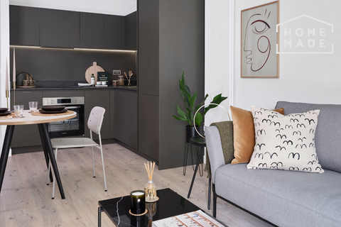 Studio to rent, Blackhorse Mills, E17