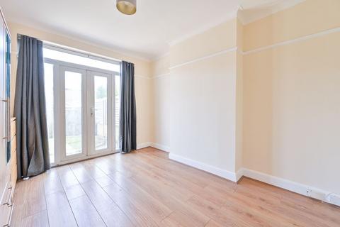 4 bedroom terraced house to rent, Millmark Grove, New Cross, London, SE14