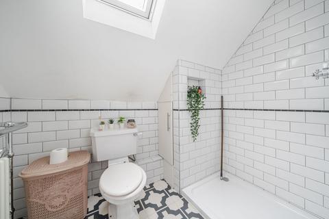 2 bedroom flat for sale, South End, Croydon, CR0