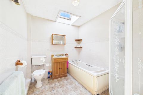 2 bedroom bungalow for sale, Flambard Avenue, Christchurch, Dorset, BH23