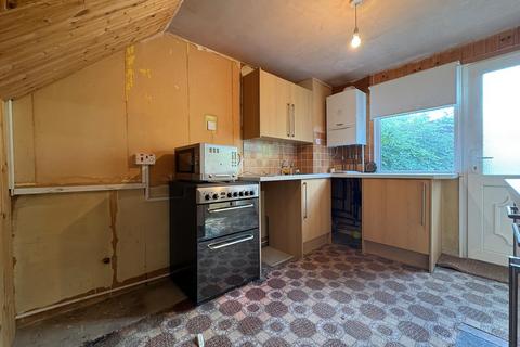3 bedroom end of terrace house for sale, 71 Link Road, Canvey Island, Essex SS8 9JT