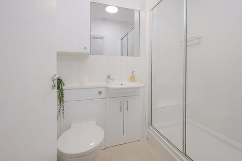 1 bedroom flat to rent, St Philip's Road, Surbiton, KT6