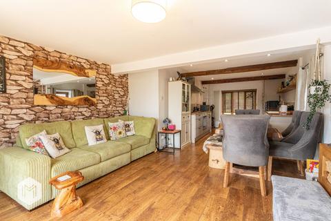4 bedroom semi-detached house for sale, Horwich, Bolton, BL6