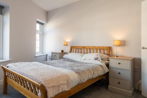 3 bedroom terraced house for sale, Singleton Road, Cardiff, CF24