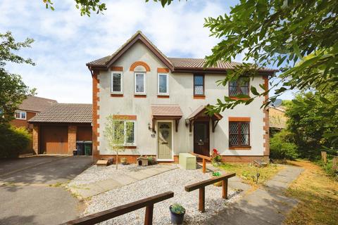 3 bedroom semi-detached house for sale, Smithy Drive, Kingsnorth, Ashford