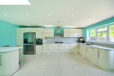 5 bedroom semi-detached house for sale, Carlton Avenue, Kenton, HA3 8AY