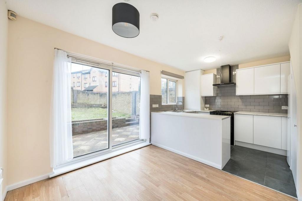 House in London - View 4