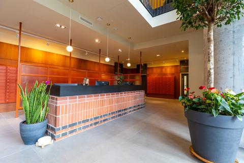 3 bedroom flat to rent, Flat 1503, Swan Street House, Swan Street