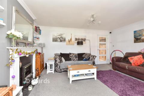 4 bedroom semi-detached house for sale, Meadow Close, Chatham ME5