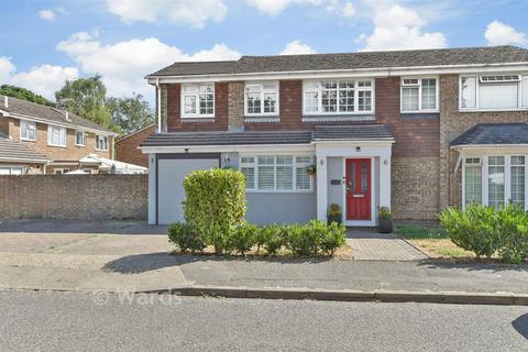 4 bedroom semi-detached house for sale, Meadow Close, Chatham ME5