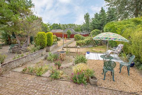 3 bedroom semi-detached house for sale, Willow Lane, Kettering NN14