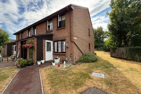 1 bedroom ground floor maisonette for sale, Dunstable, Bedfordshire LU5