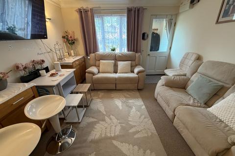 1 bedroom ground floor maisonette for sale, Dunstable, Bedfordshire LU5