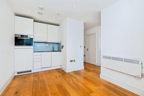 Studio for sale, High Street, Slough