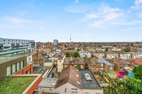 2 bedroom flat for sale, Regents Park Road, London