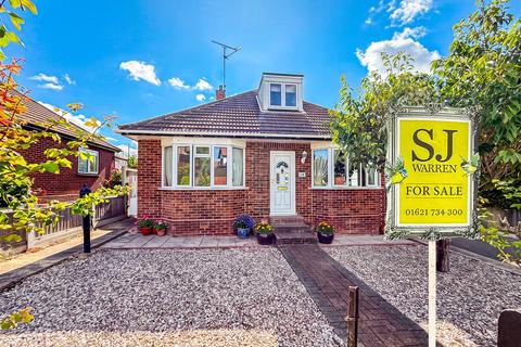 3 bedroom chalet for sale, Fernlea Road, Burnham-On-Crouch
