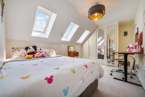 2 bedroom flat for sale, Bywater Place, Surrey Quays, London, SE16