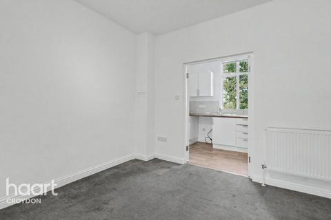 2 bedroom flat for sale, Oval Road, Croydon